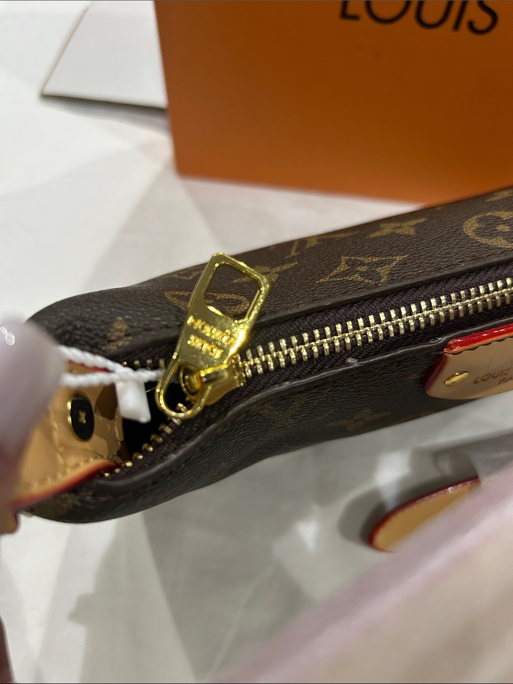 Crossbody Bag - Picture 5 of 6